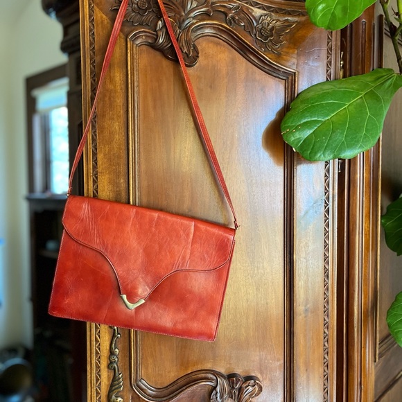 Vintage BareTraps Red Leather Purse Handbag, Small - Picture 2 of 9